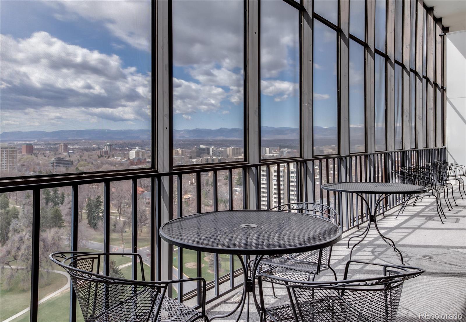 1201 N Williams Street Unit: 5A