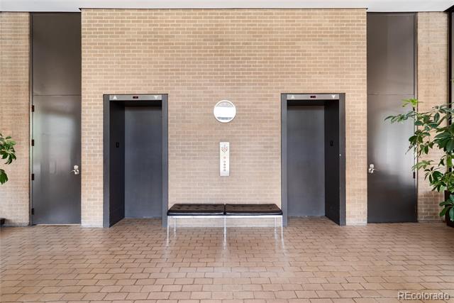 1201 N Williams Street Unit: 5A