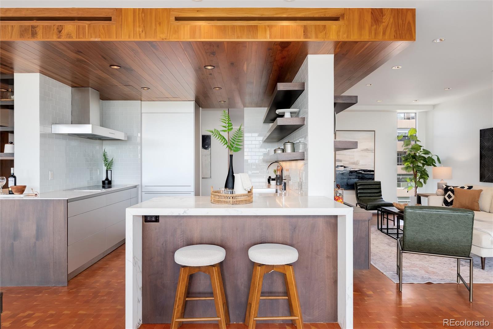 1201 N Williams Street Unit: 5A
