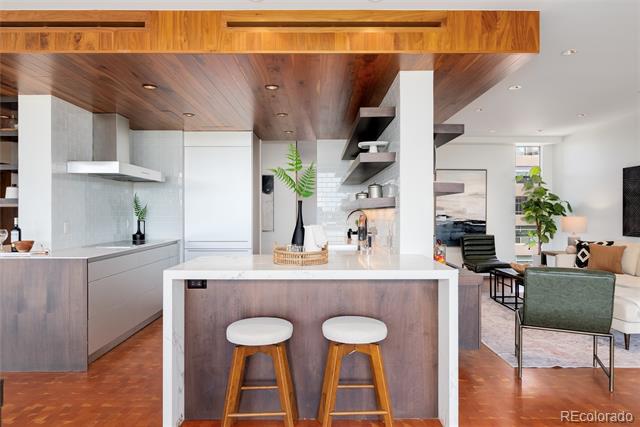 1201 N Williams Street Unit: 5A