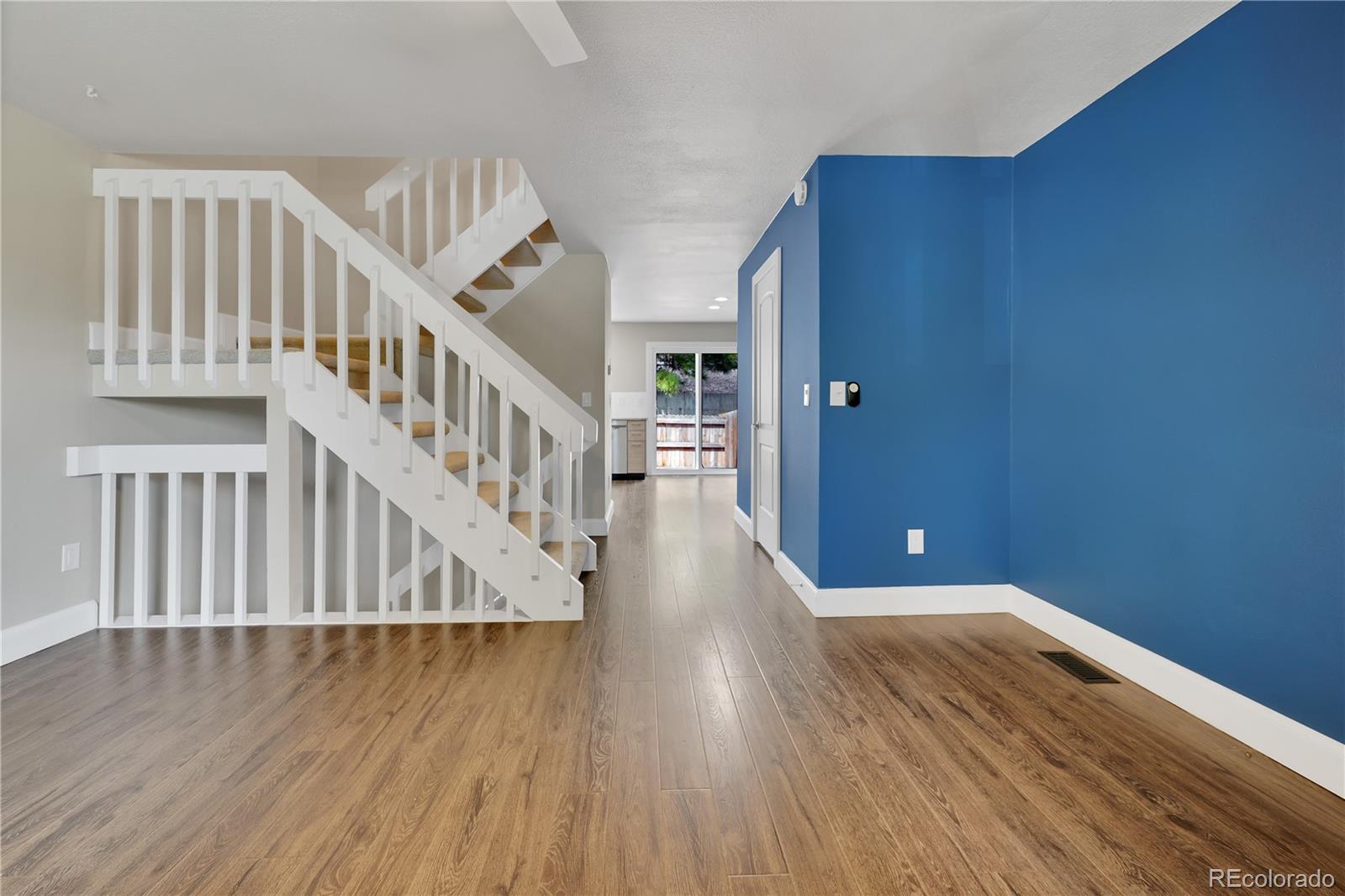 7585 S Steele Street