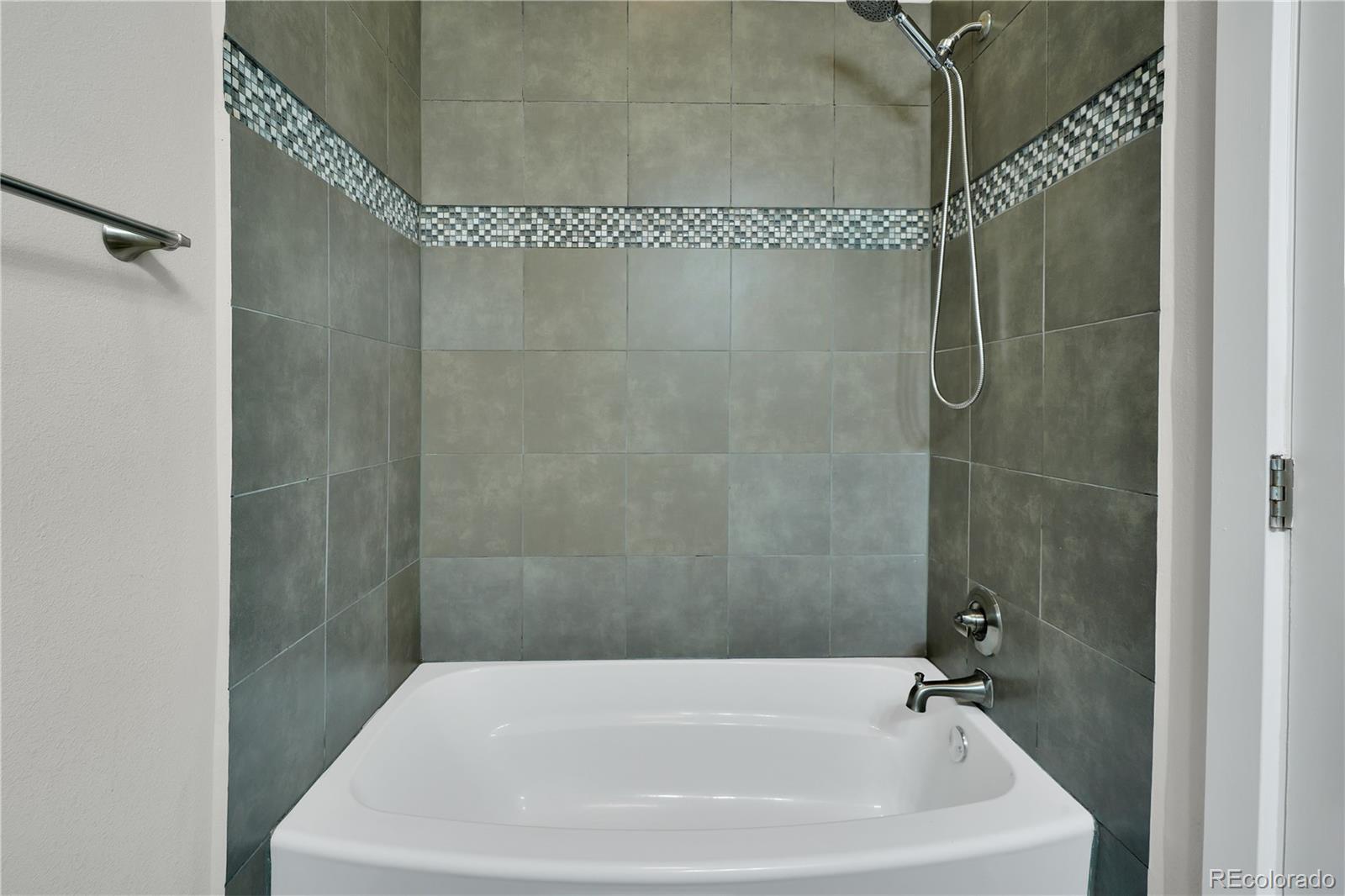 7585 S Steele Street