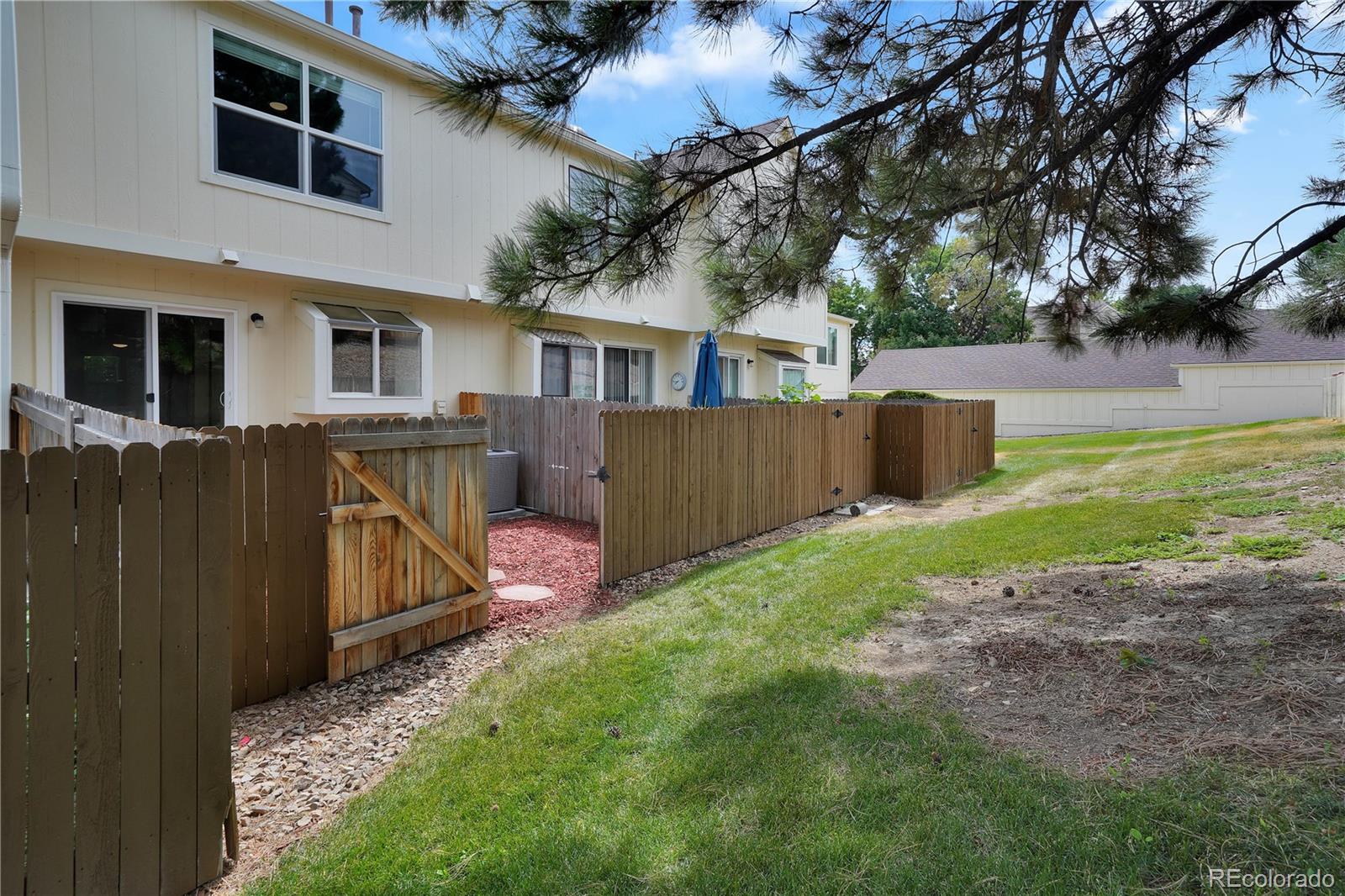 7585 S Steele Street