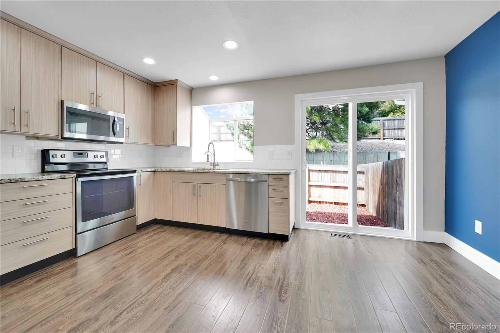 7585 S Steele Street