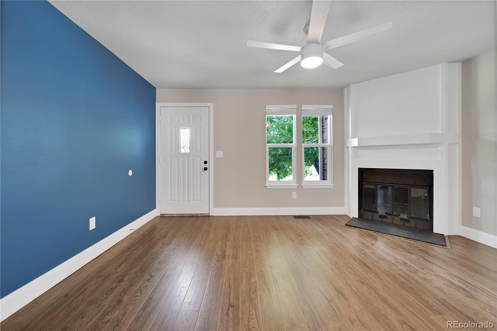 7585 S Steele Street