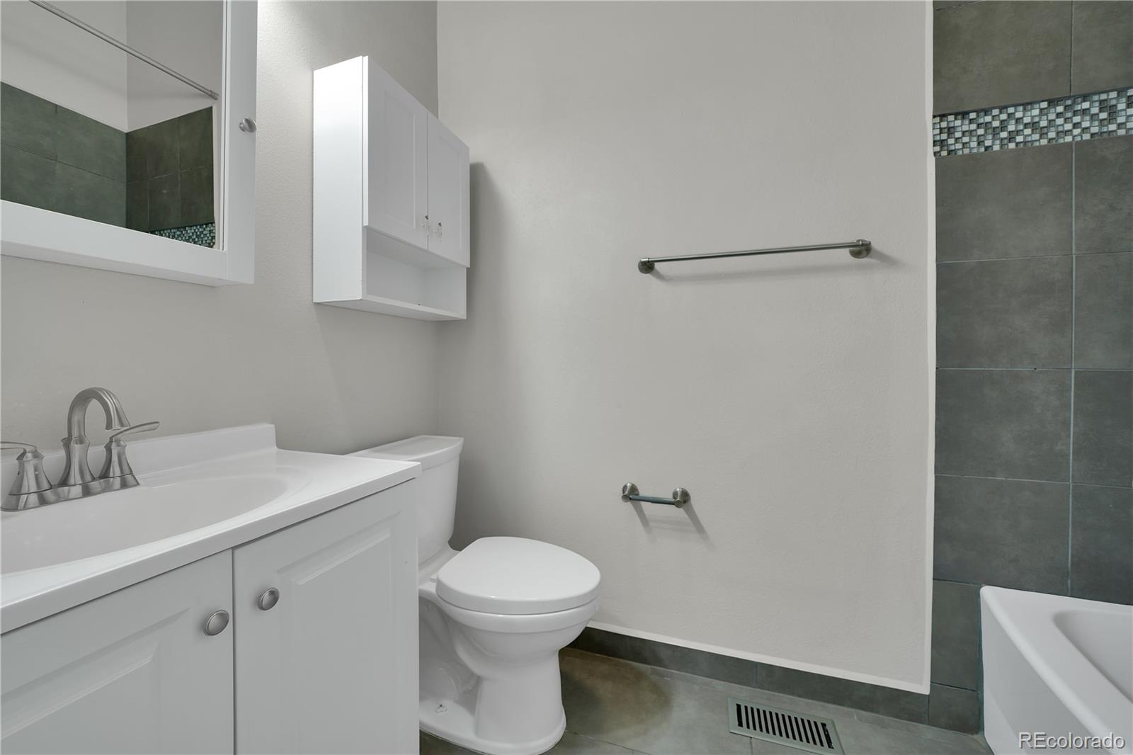 7585 S Steele Street