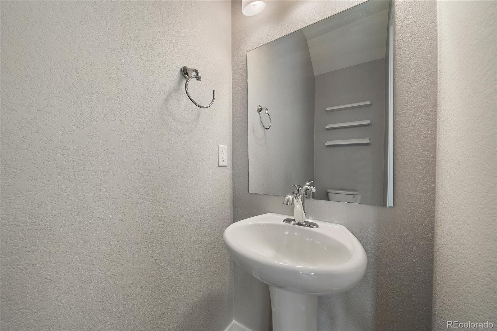 1632 Lowell Boulevard Unit: 5