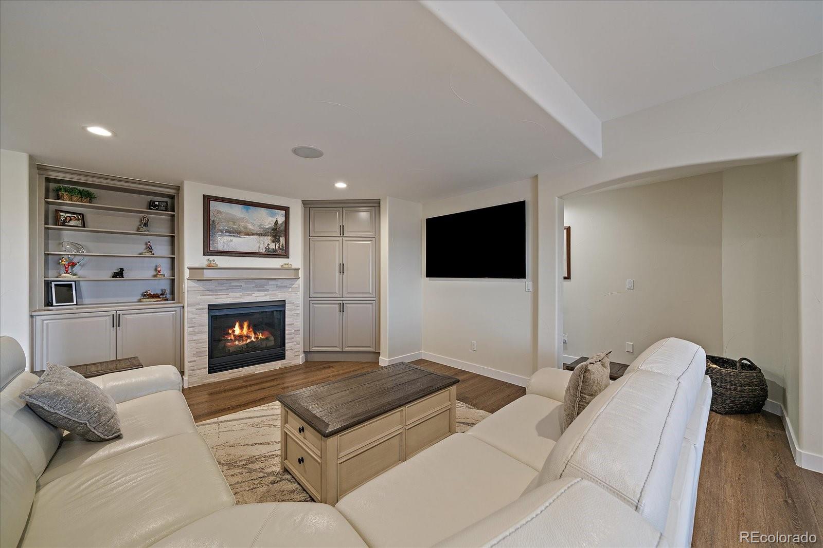 5692 Vistancia Drive