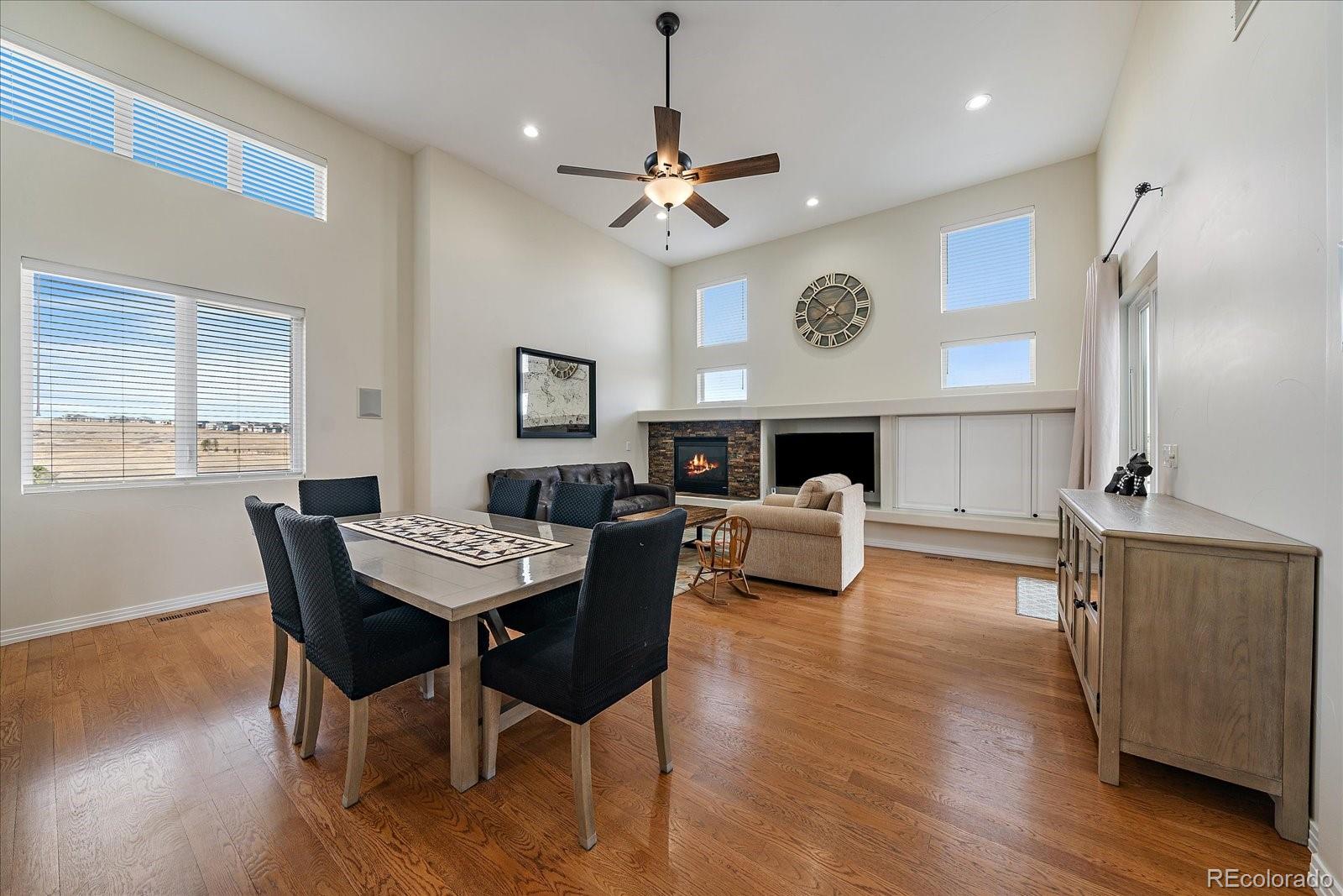 5692 Vistancia Drive