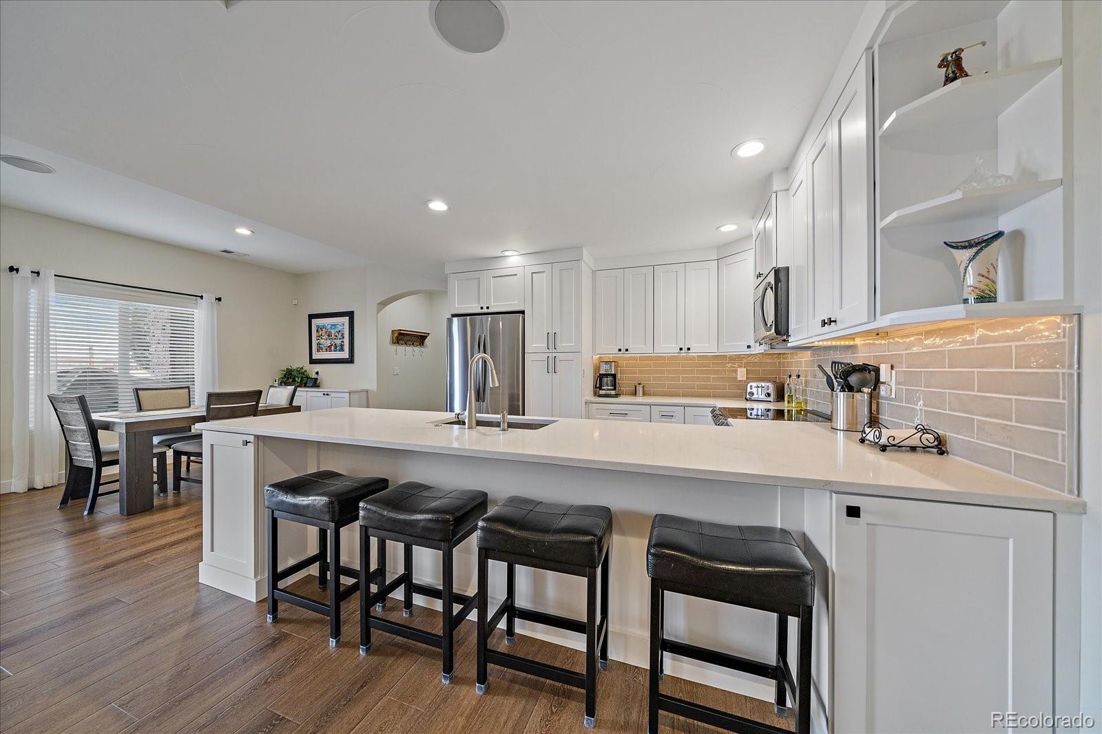 5692 Vistancia Drive