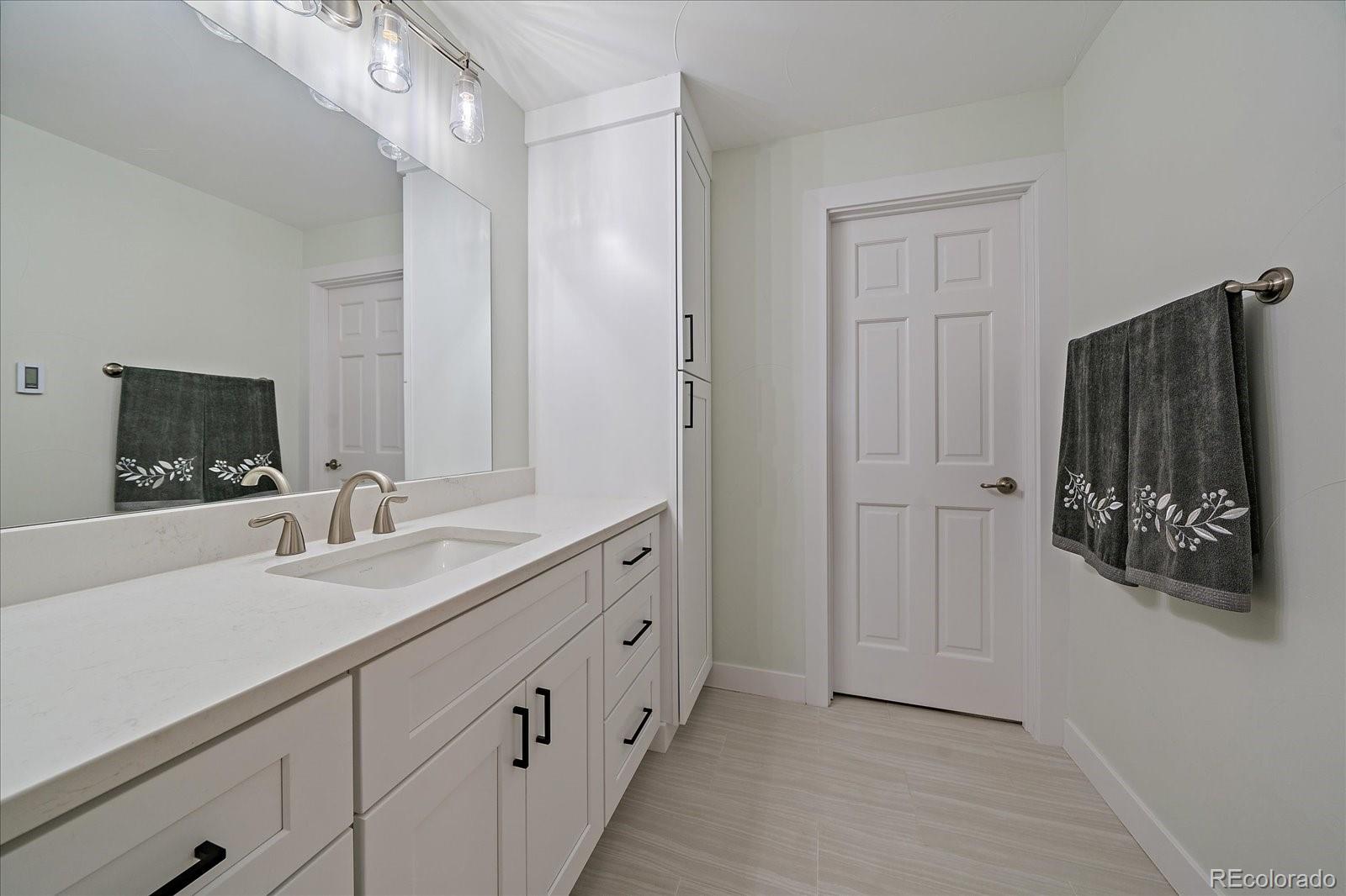 5692 Vistancia Drive