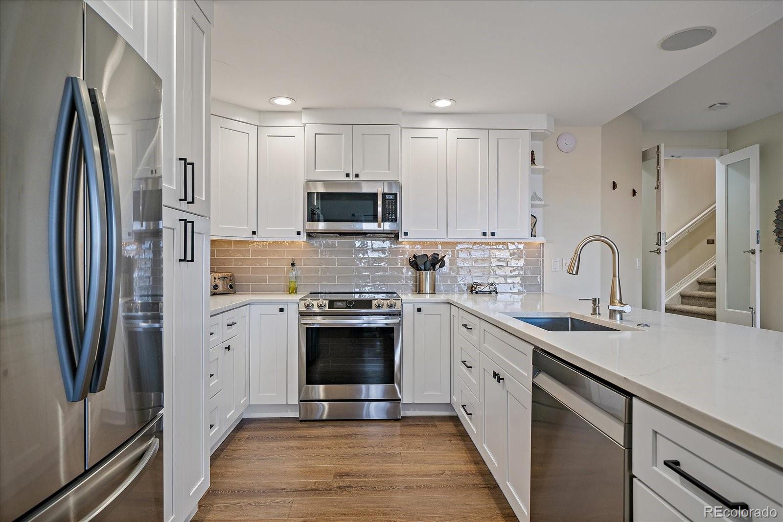 5692 Vistancia Drive