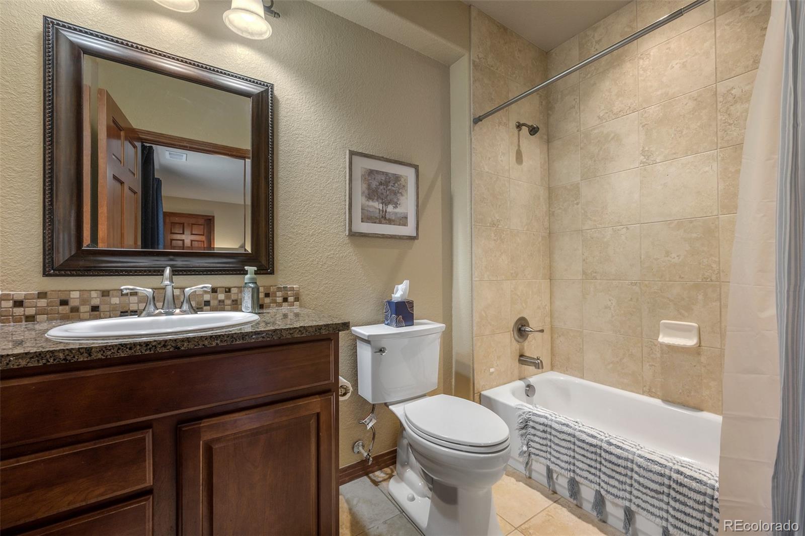 5672 Vistancia Court