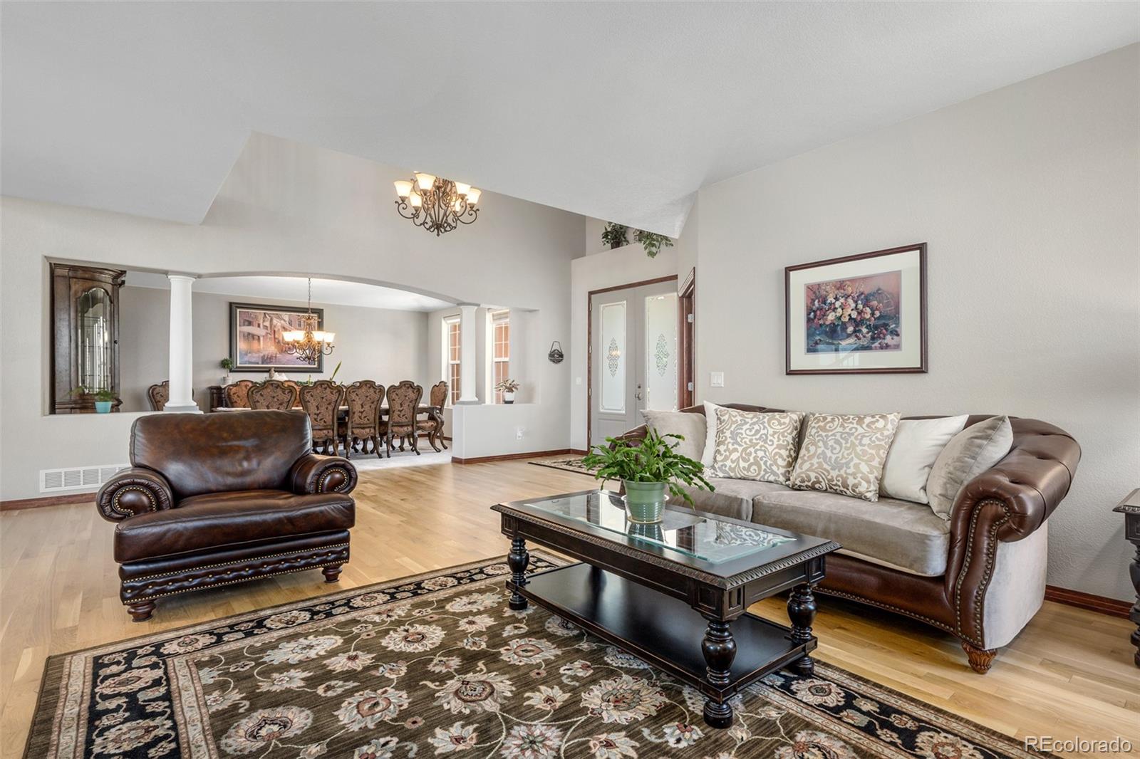 5672 Vistancia Court