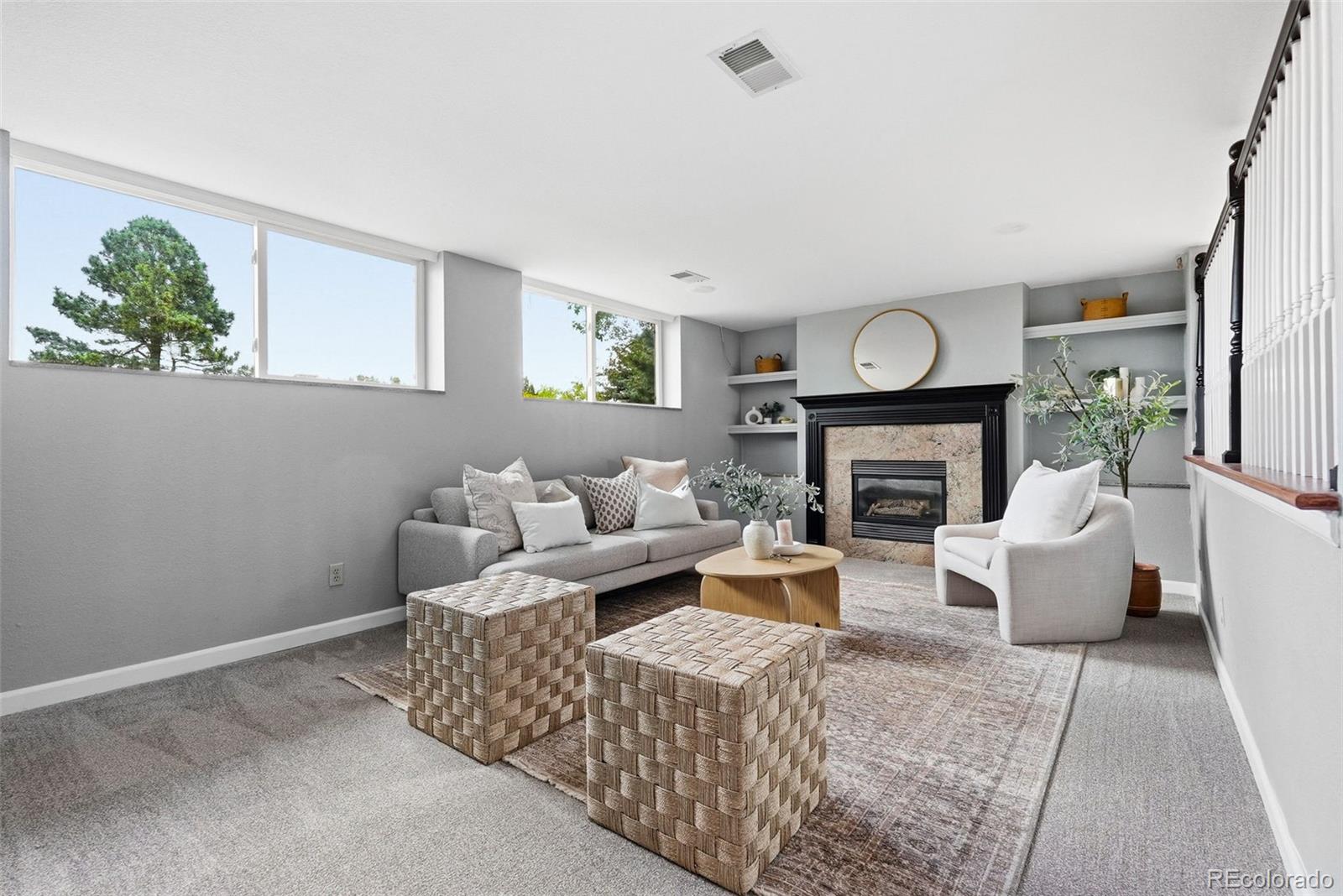 8477 W 74th Place