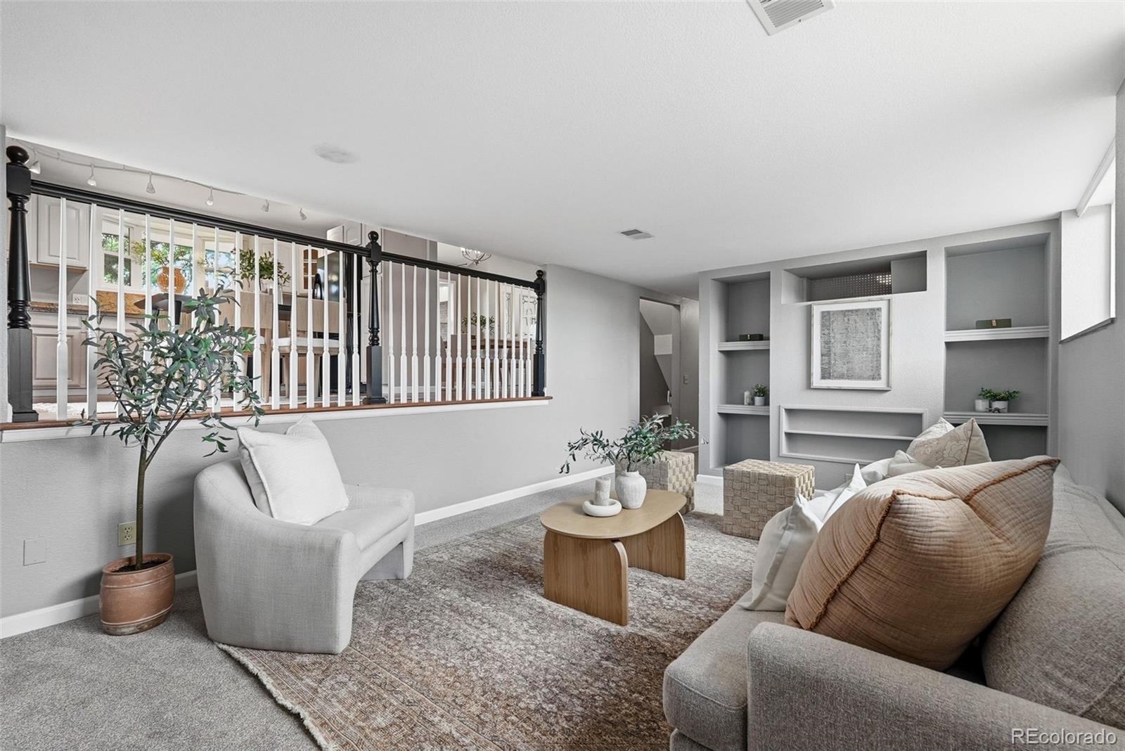 8477 W 74th Place