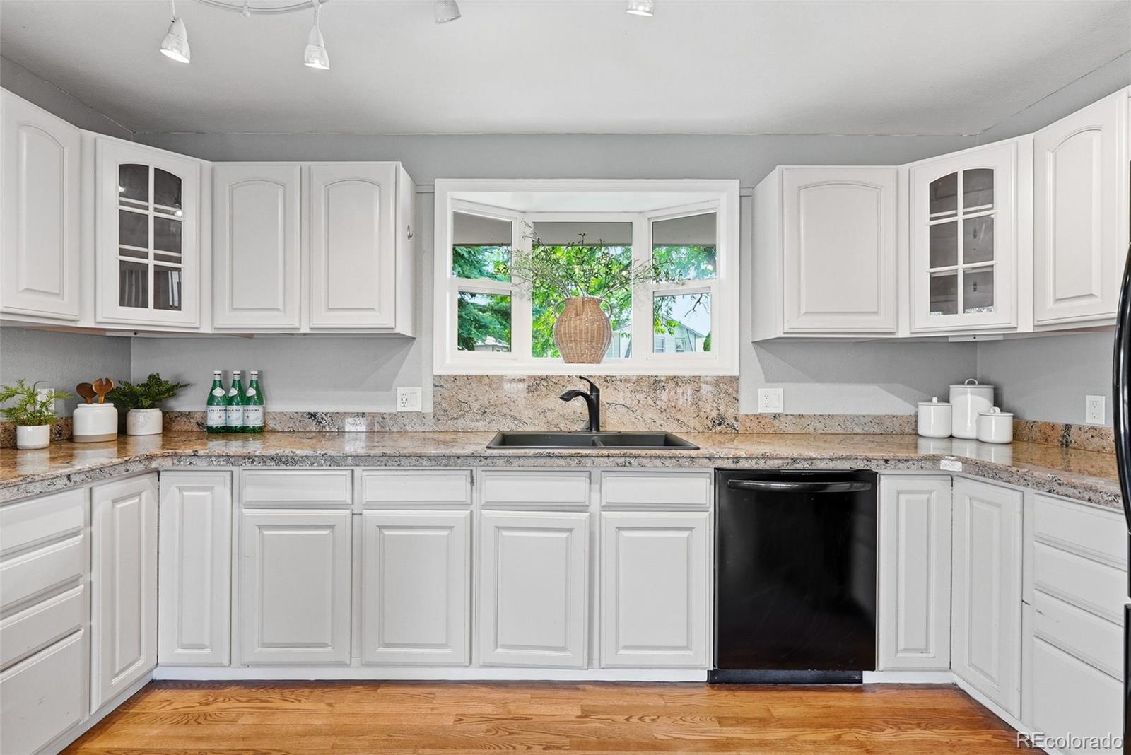 8477 W 74th Place