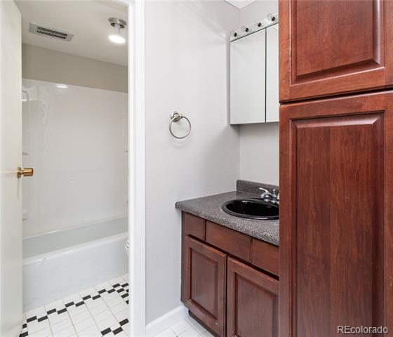 460 S Marion Parkway Unit: 604