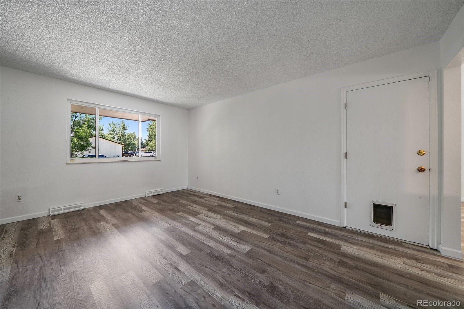 11215 W 46th Place