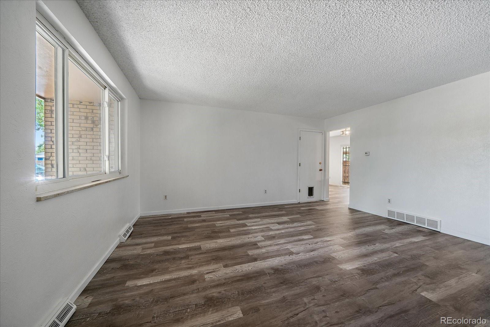 11215 W 46th Place