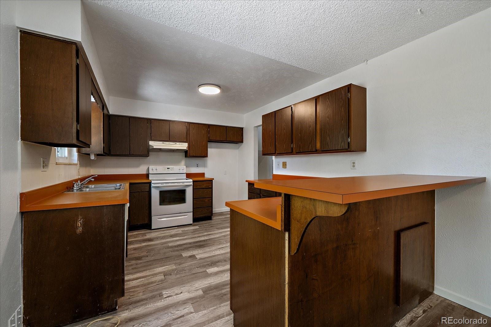 11215 W 46th Place