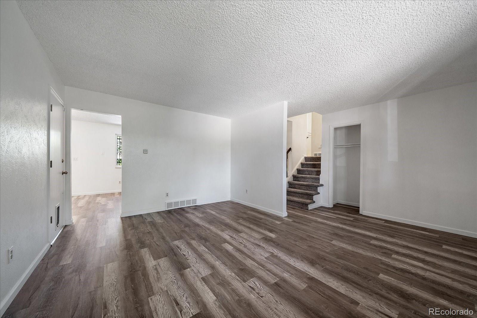 11215 W 46th Place