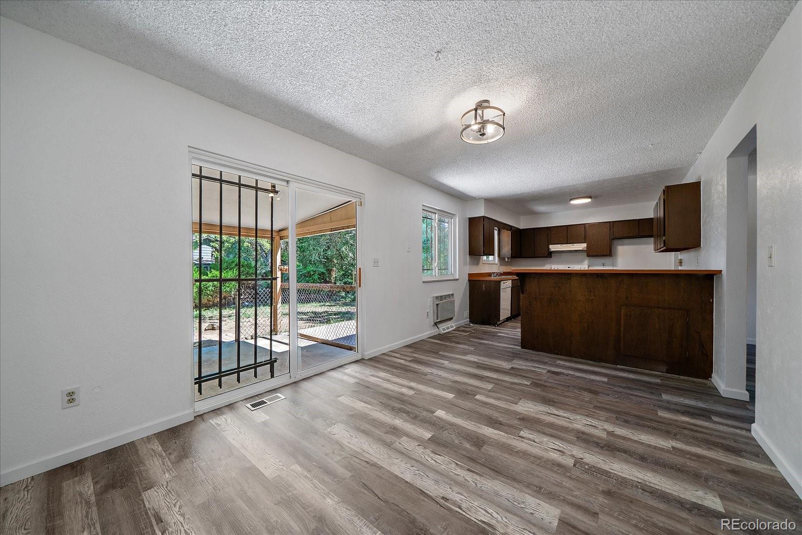 11215 W 46th Place