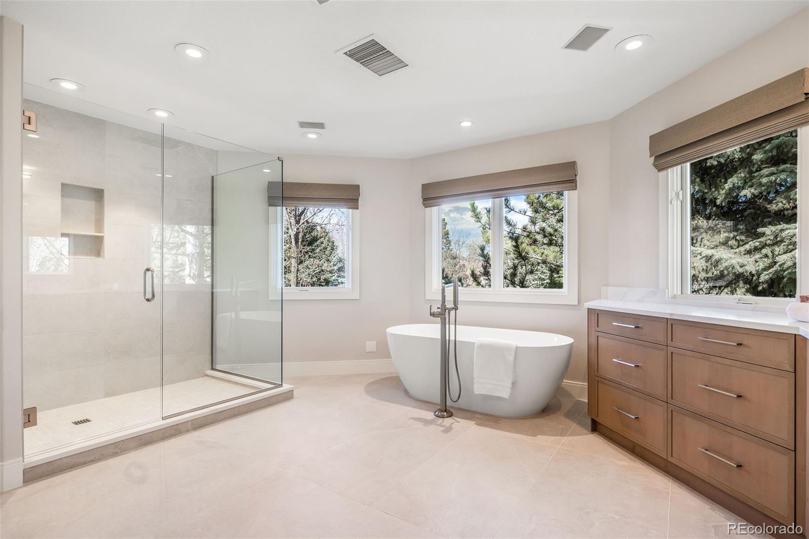 4391 E Perry Parkway