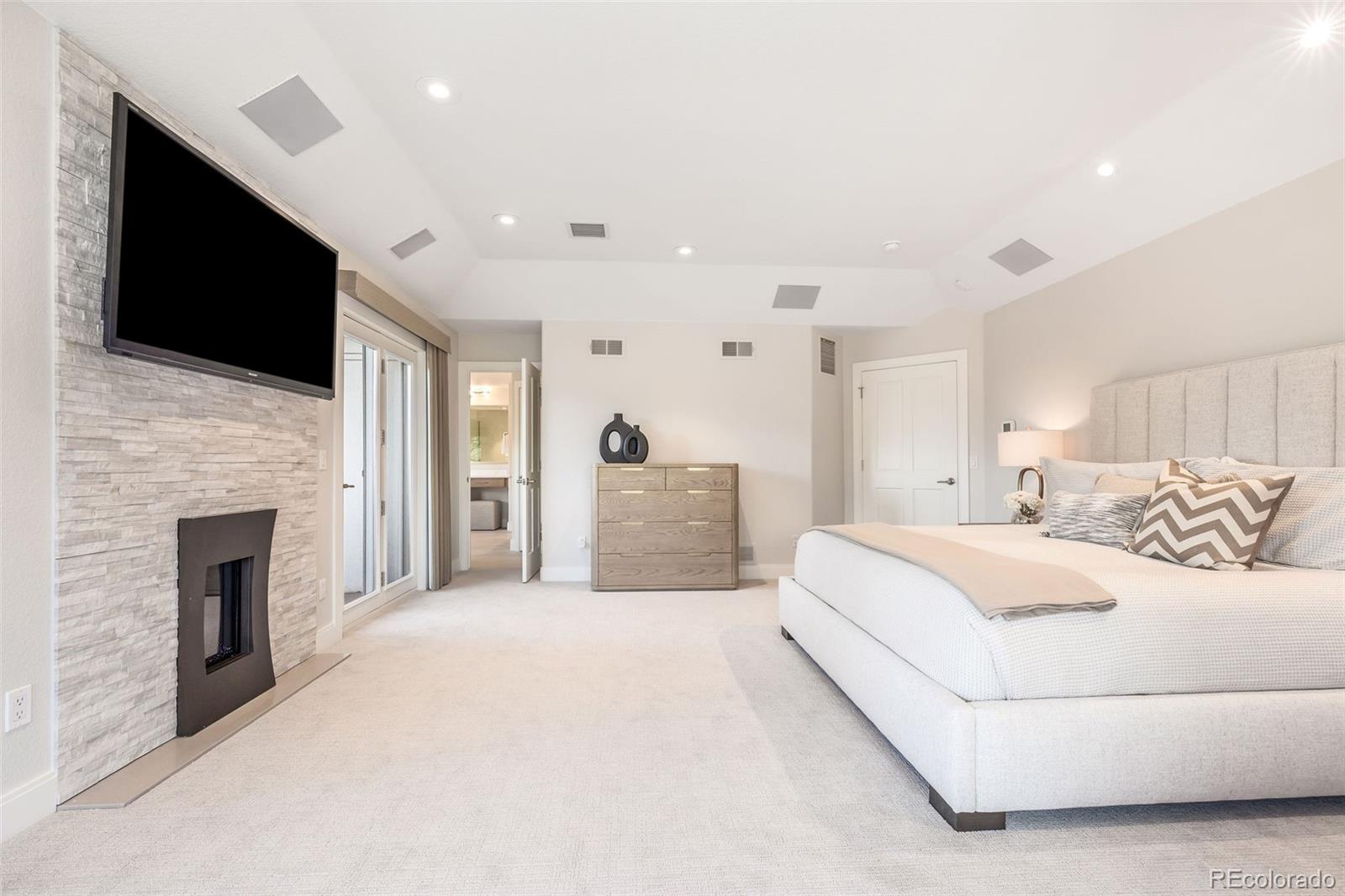 4391 E Perry Parkway