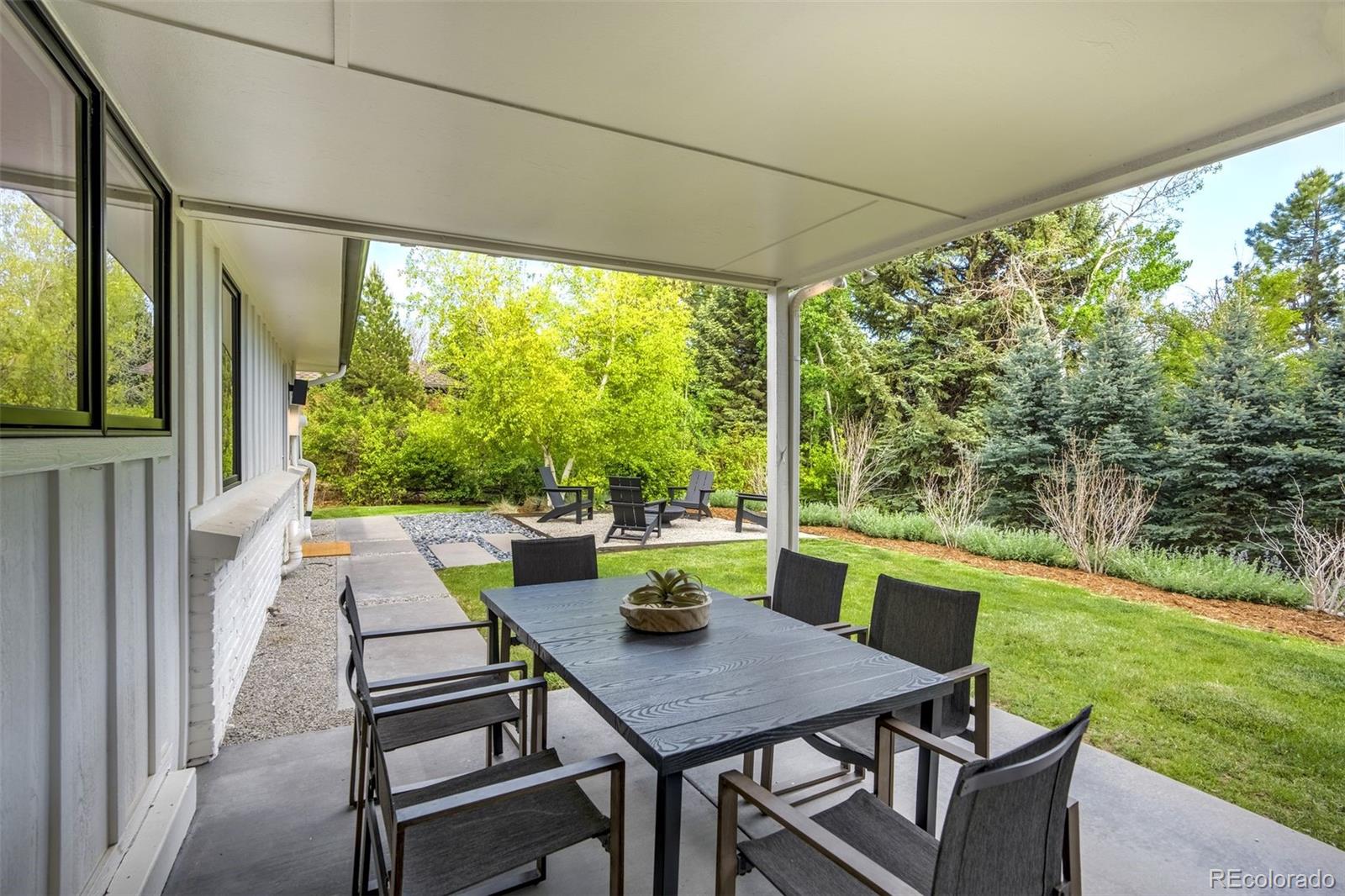 5252 Nassau Circle