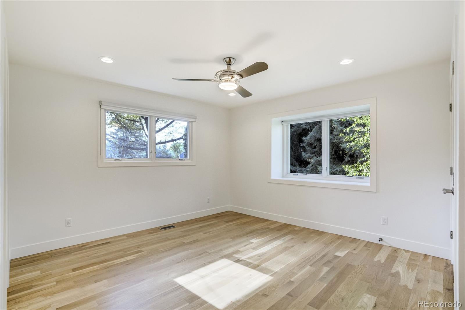 5252 Nassau Circle