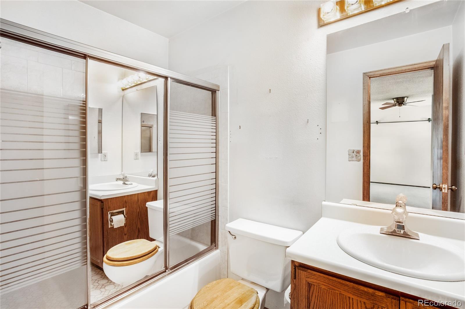 11981 E Nevada Circle