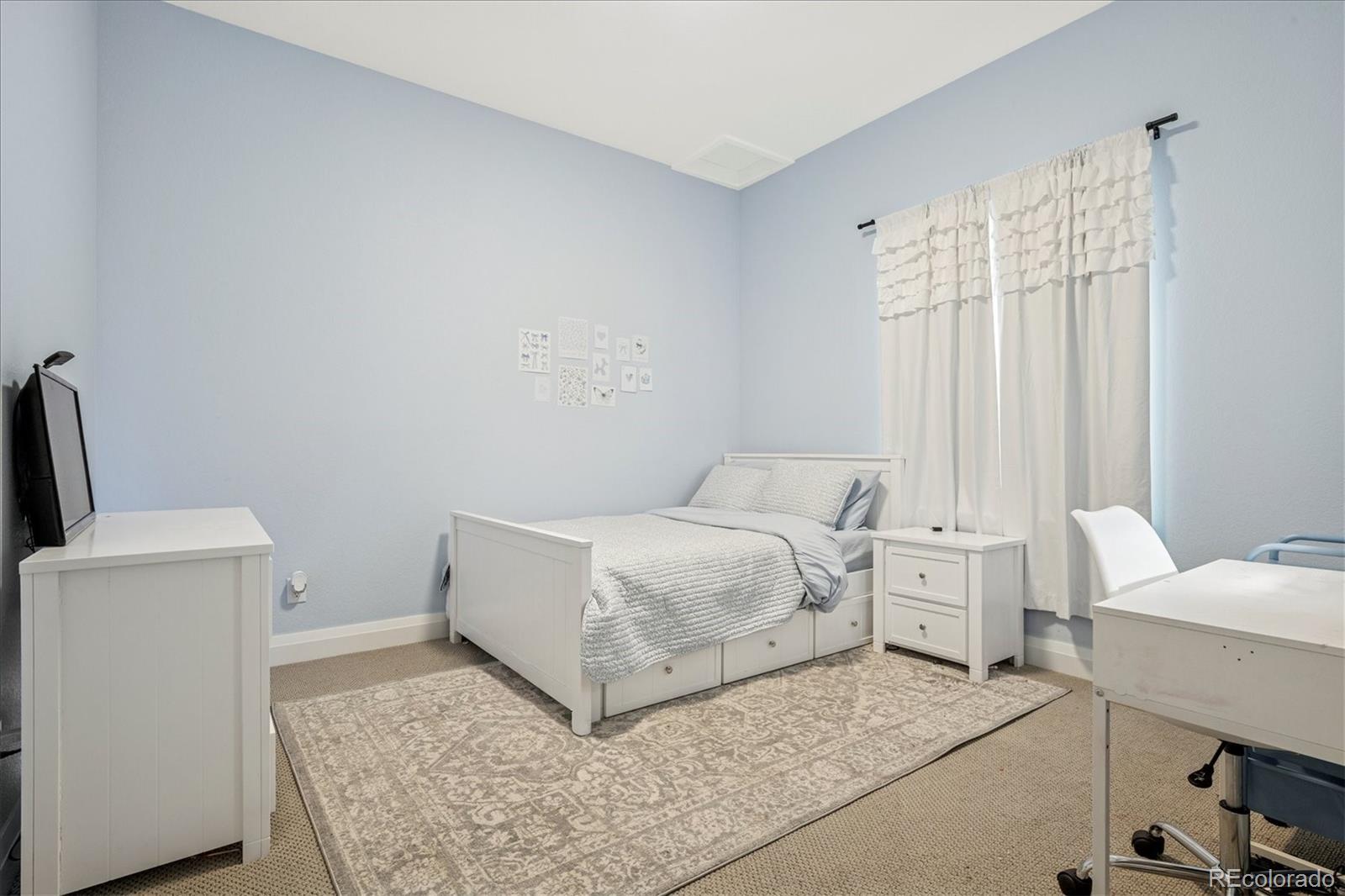 4880 Crescent Moon Place