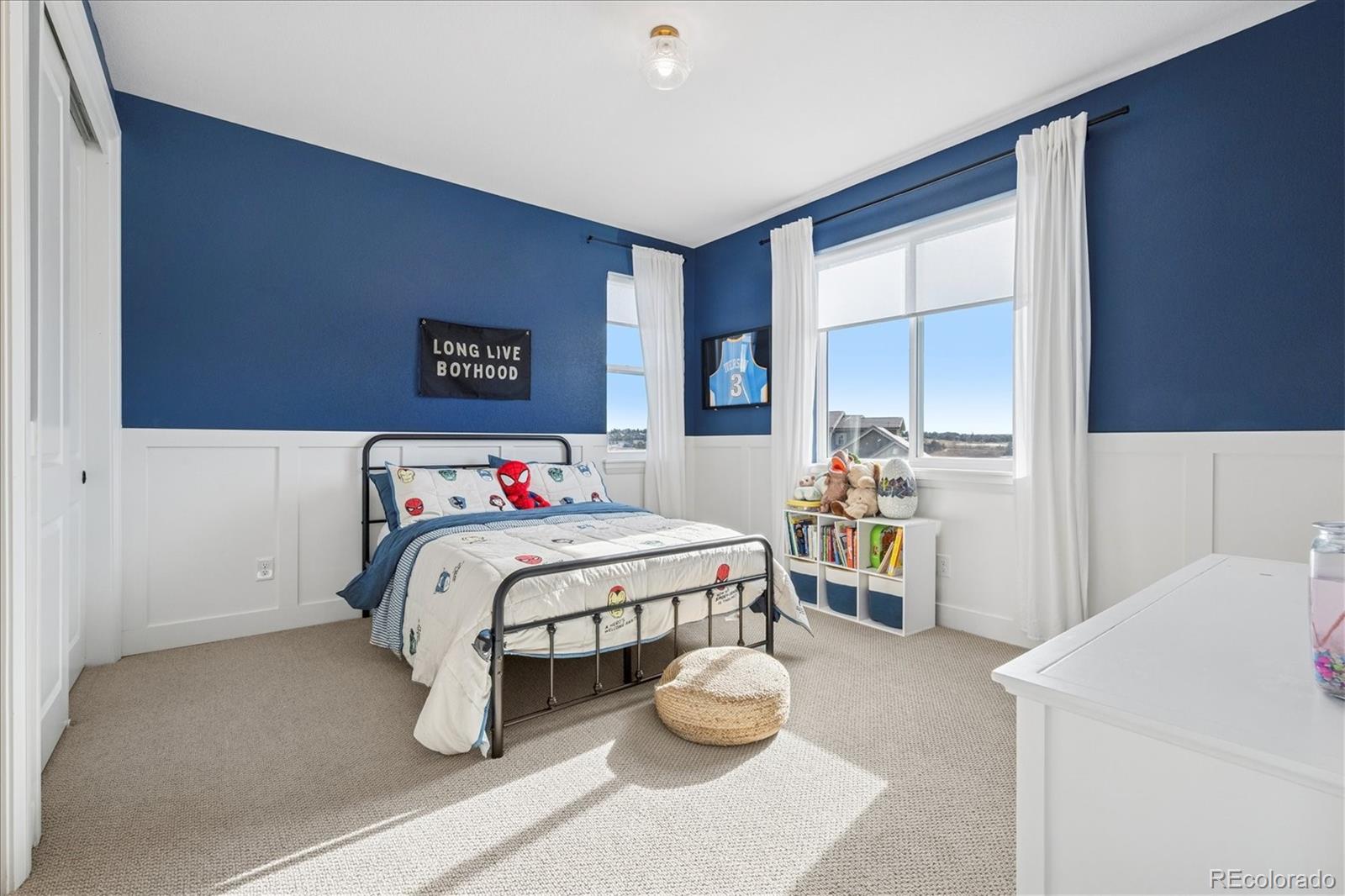 4880 Crescent Moon Place