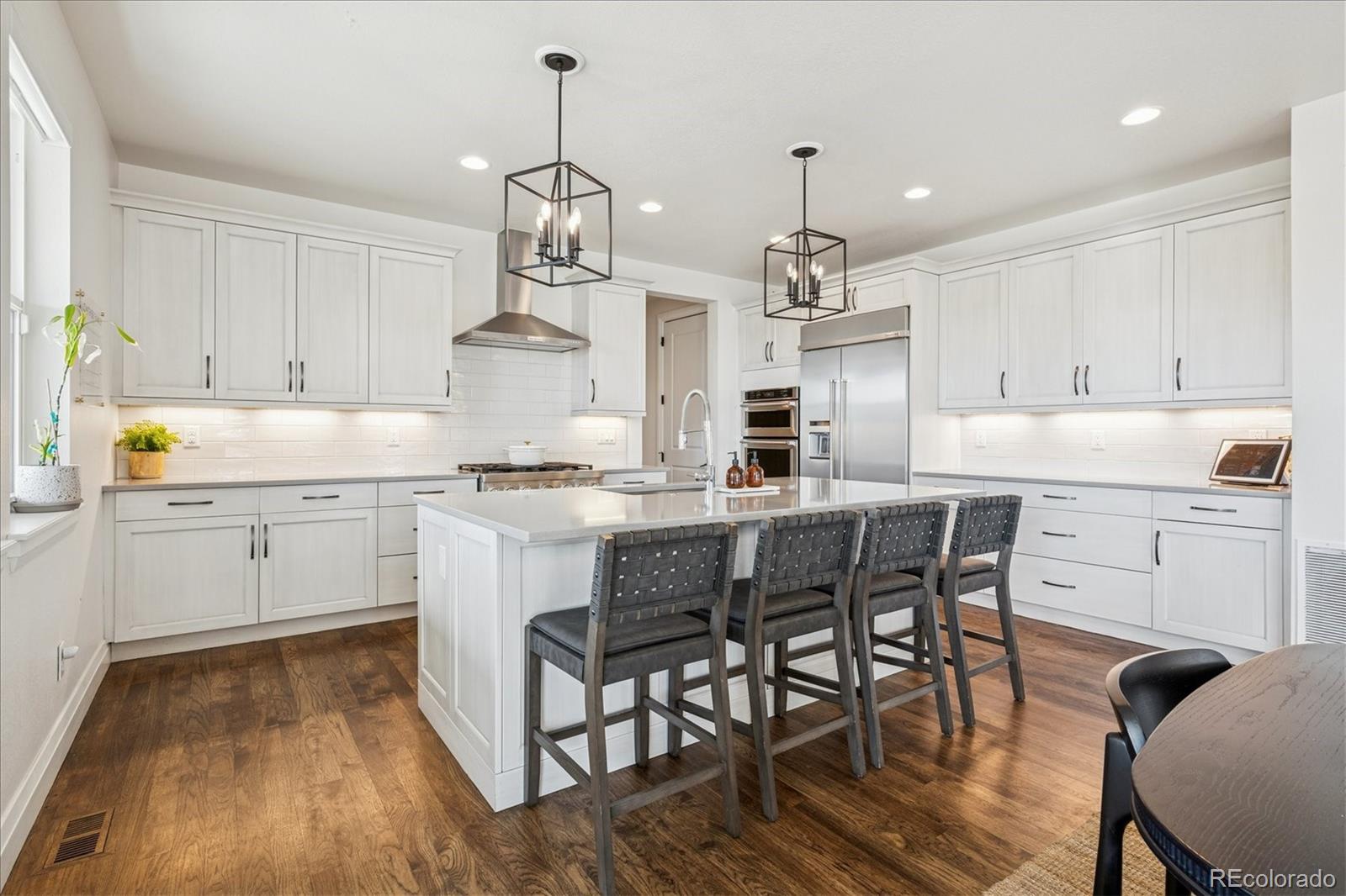 4880 Crescent Moon Place