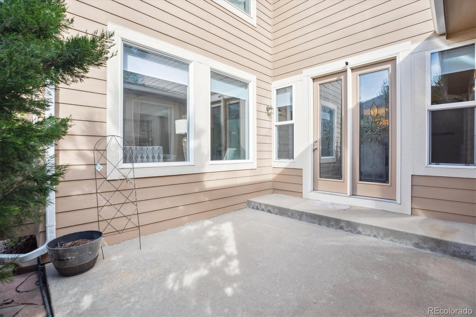 2601 Pemberly Avenue