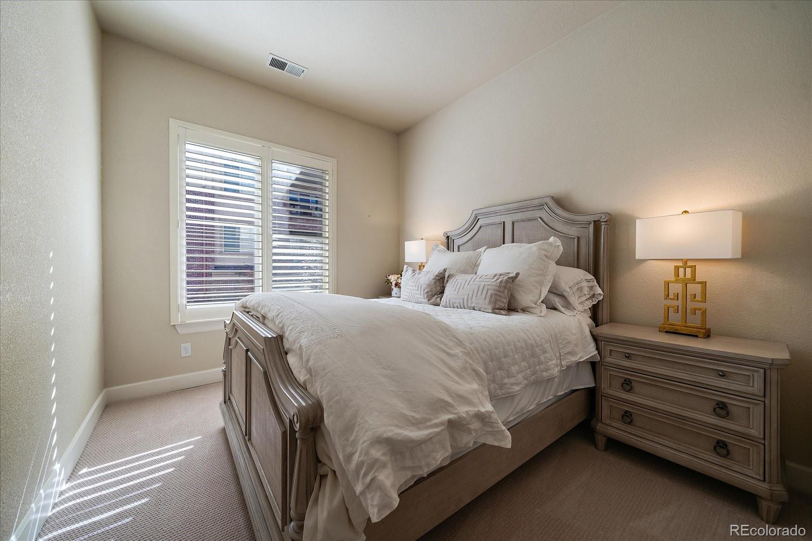 305 Inverness Way S Unit: 204