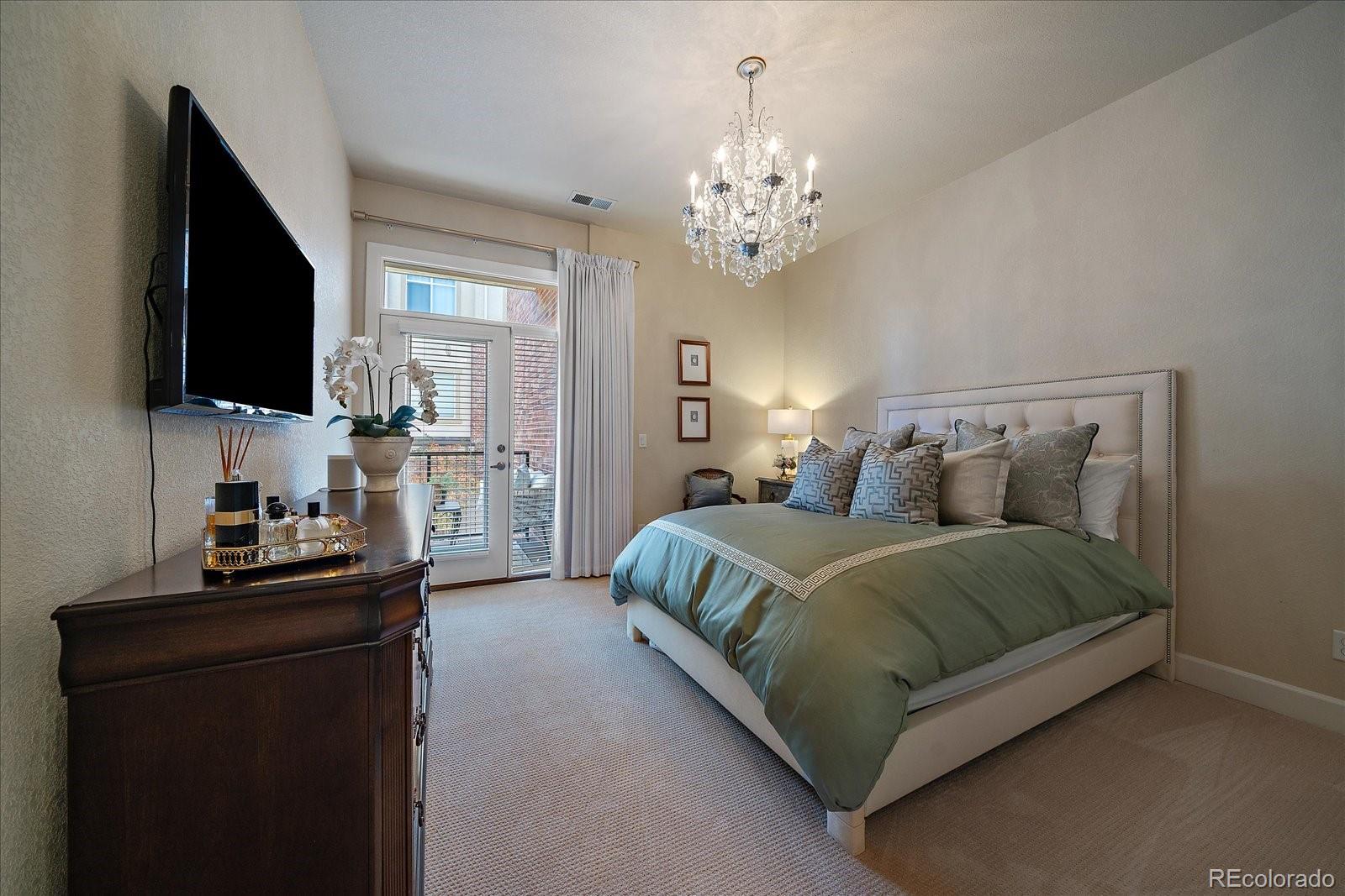 305 Inverness Way S Unit: 204