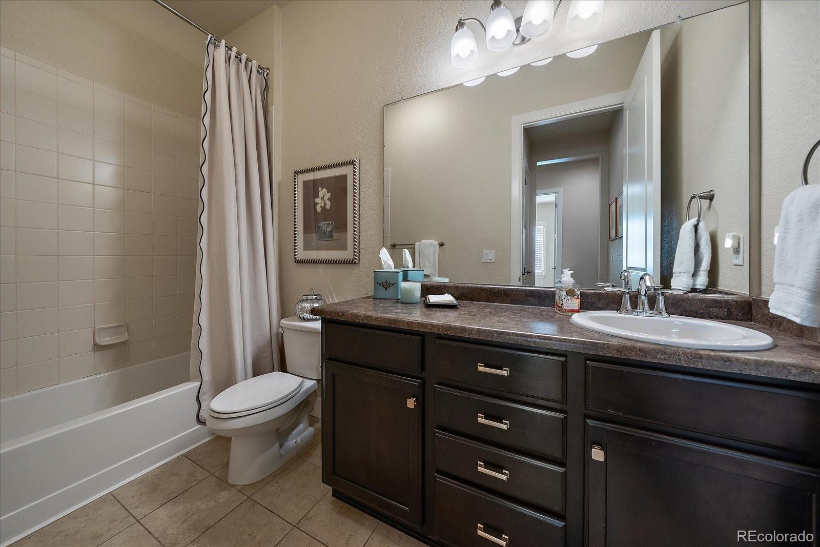 305 Inverness Way S Unit: 204