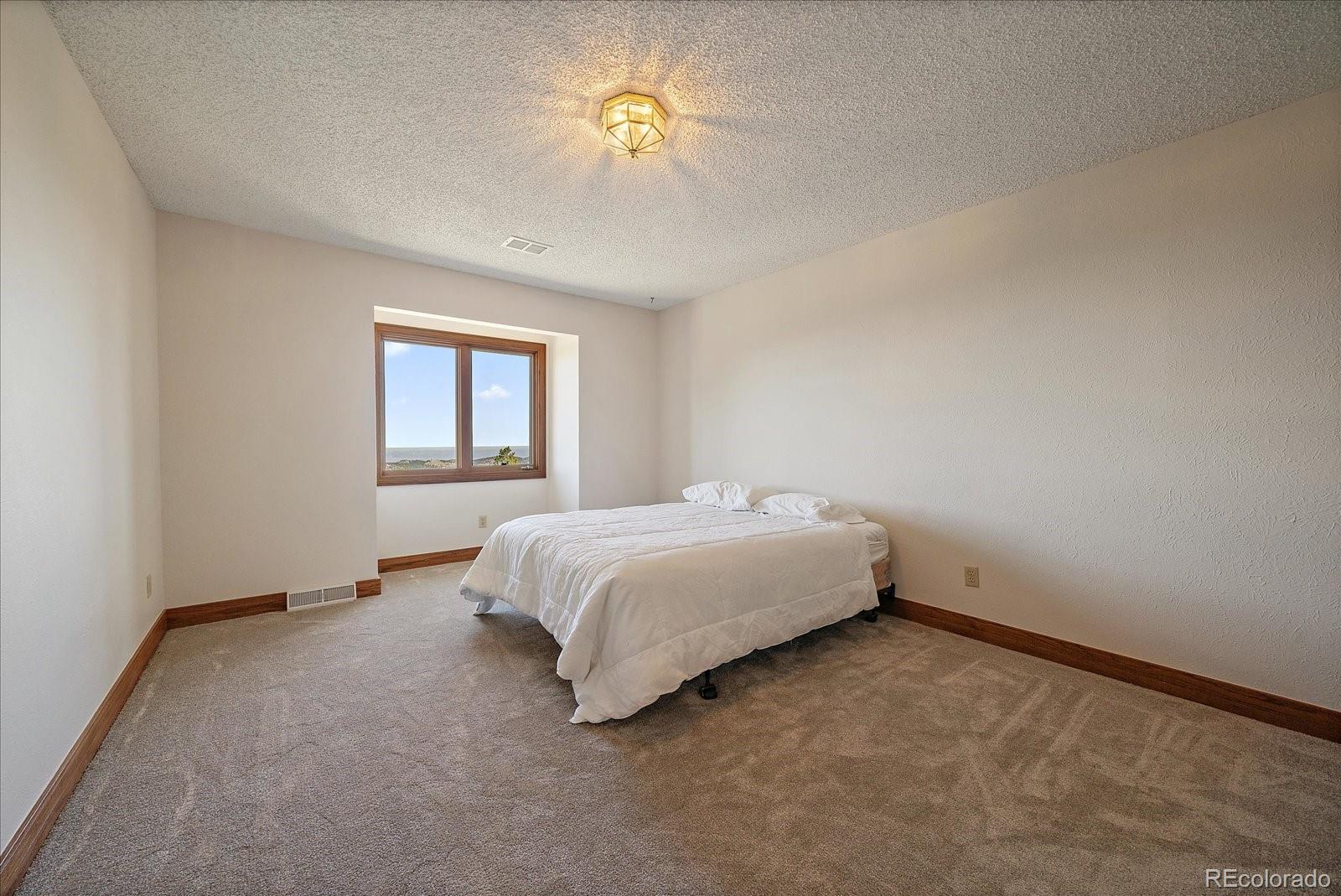 5197 Bear Mountain Drive