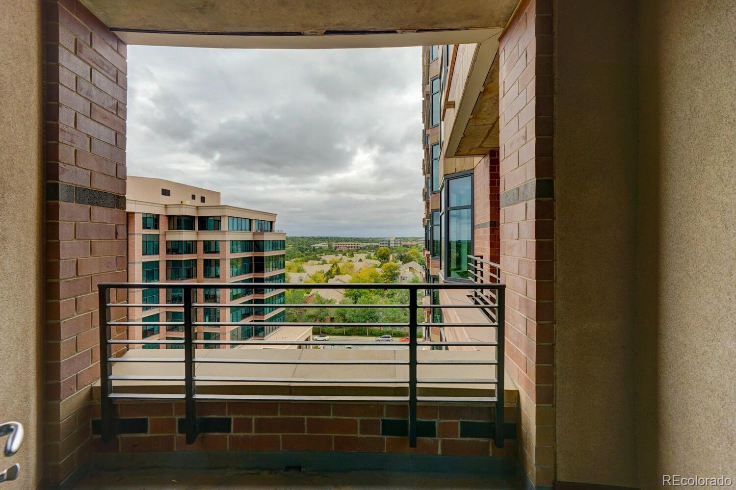 8100 E Union Avenue Unit: 902