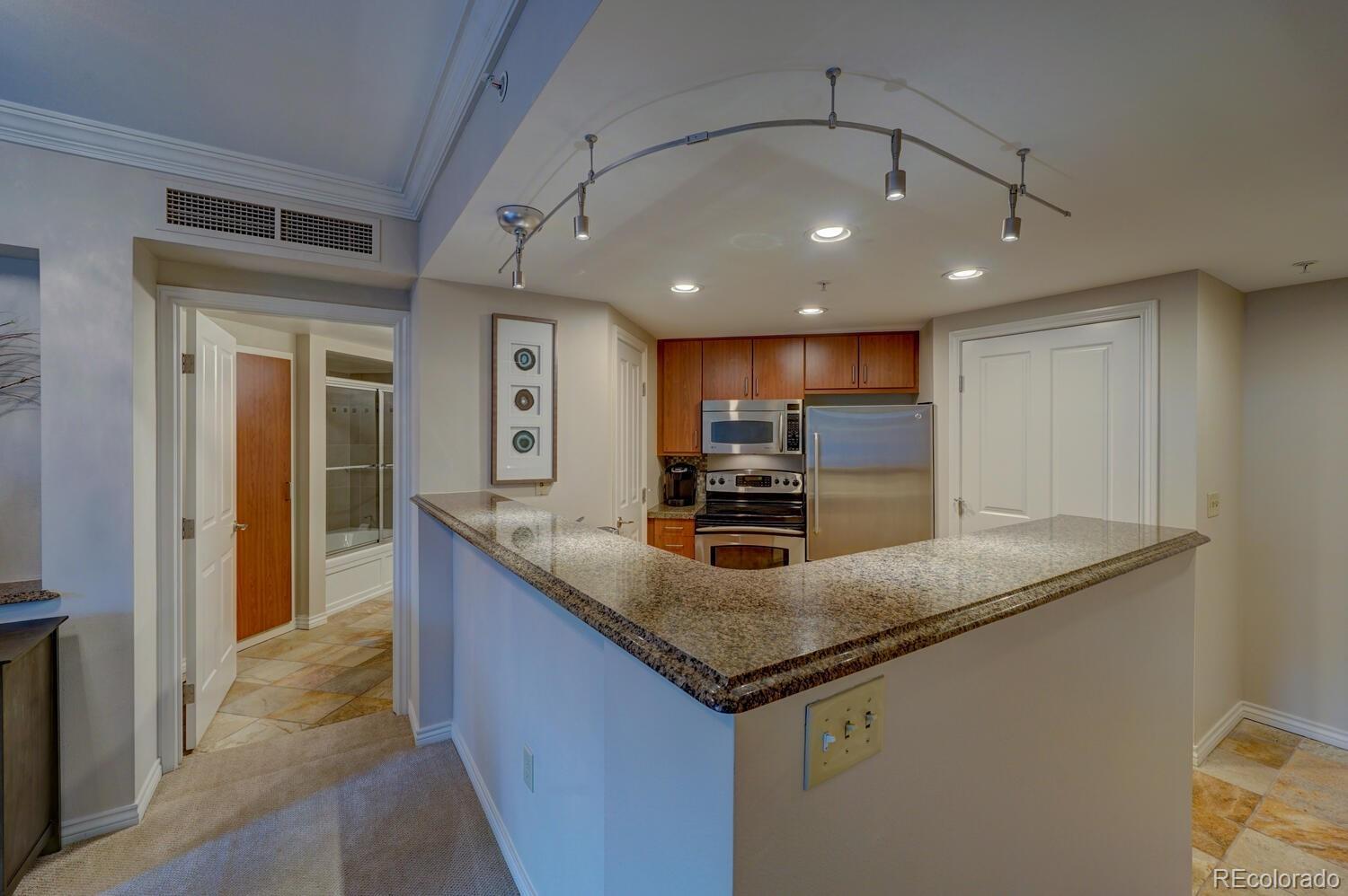 8100 E Union Avenue Unit: 902