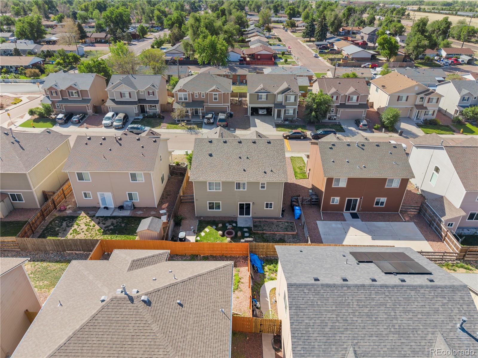 4044 Silver Star Grove