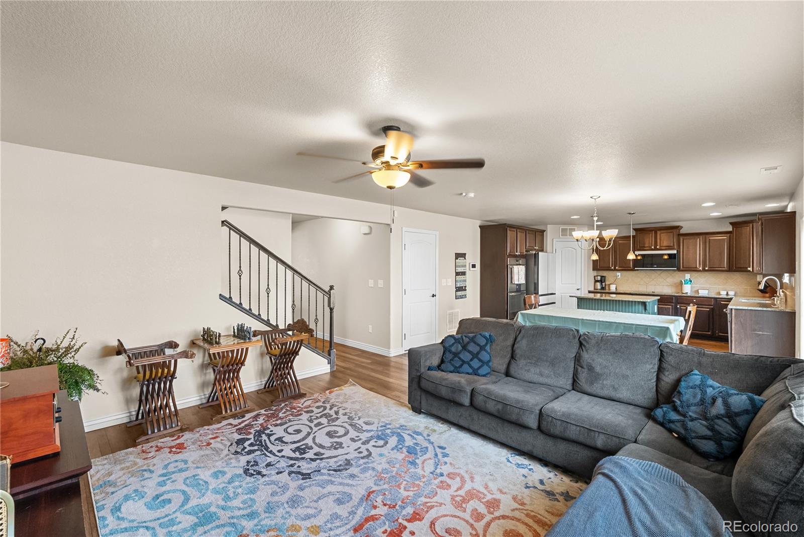 4044 Silver Star Grove