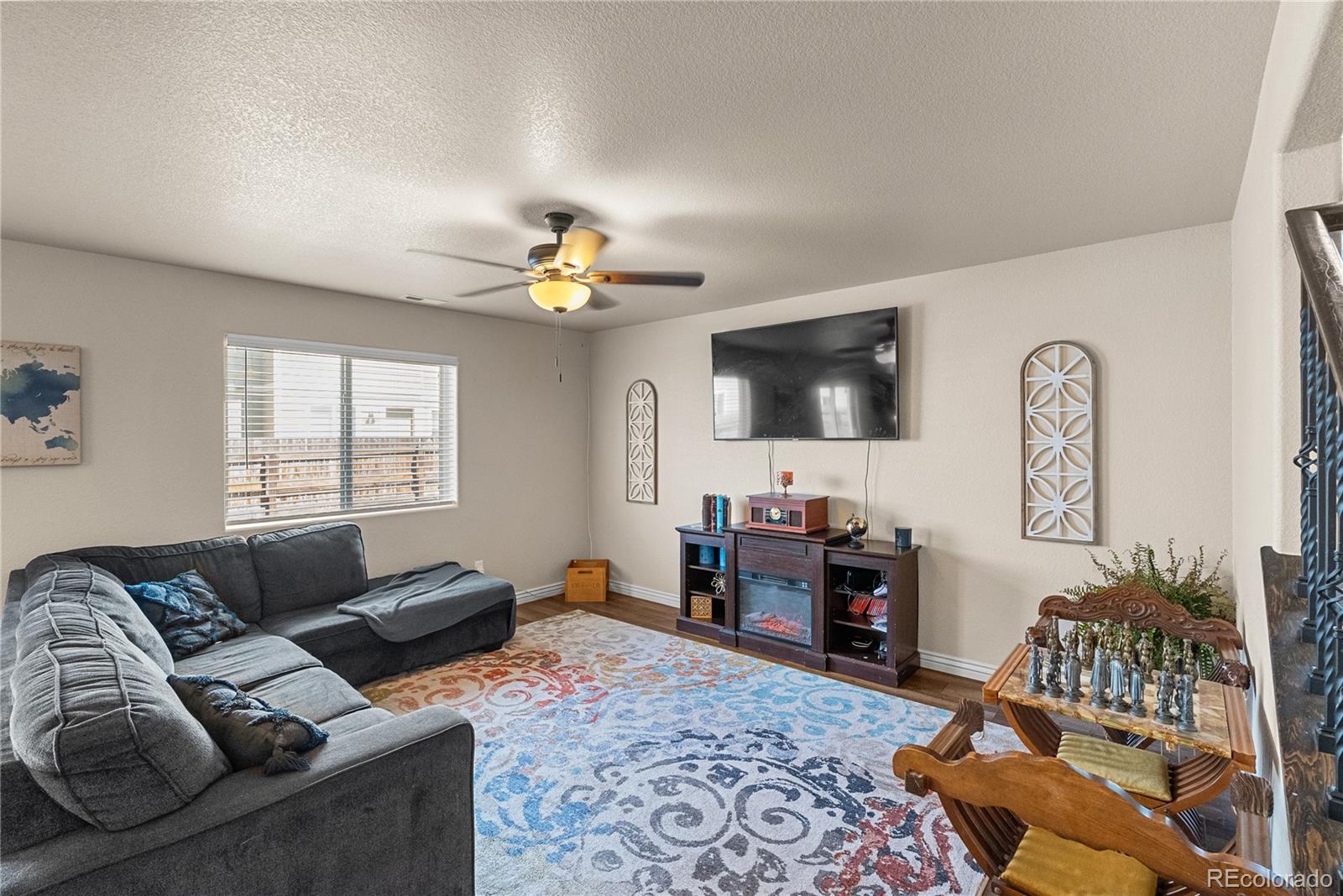 4044 Silver Star Grove