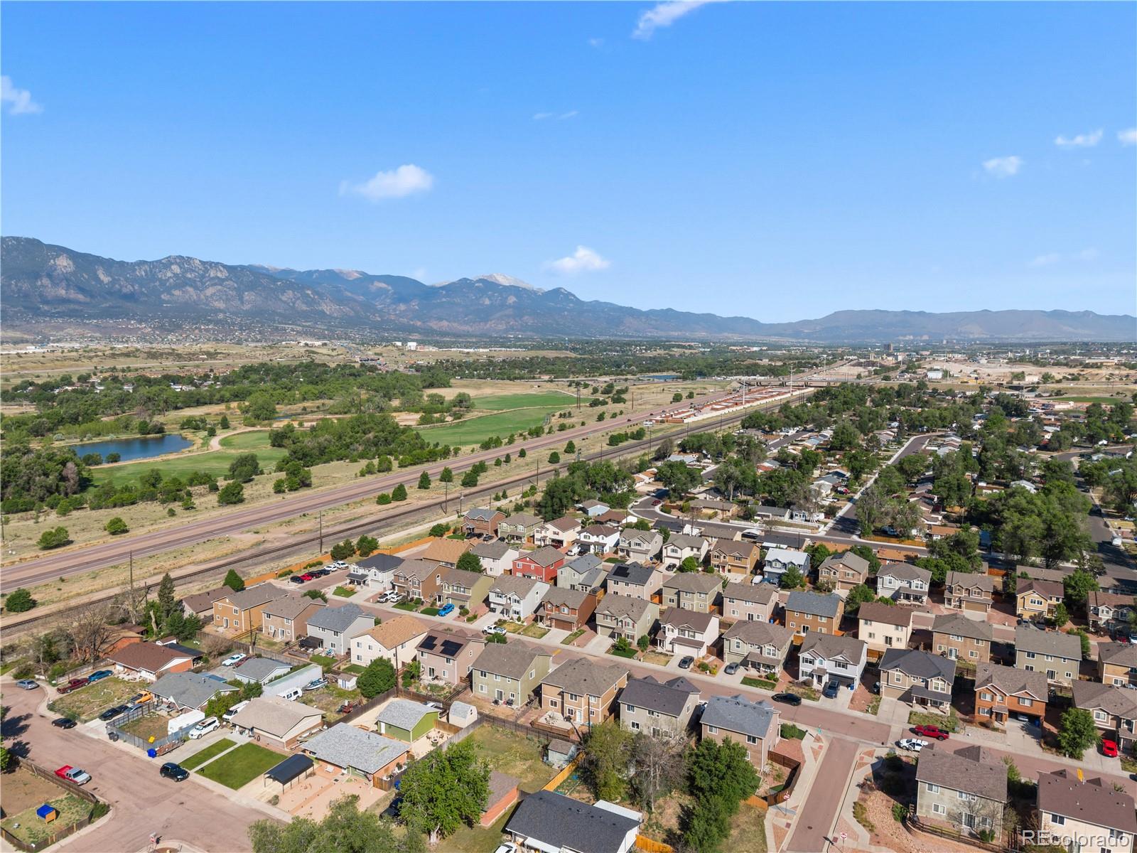 4044 Silver Star Grove