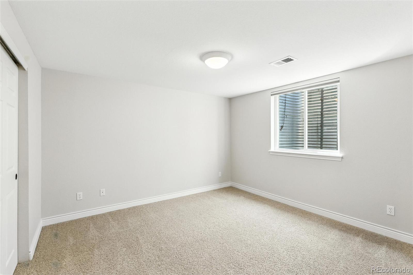 14820 E Maplewood Drive