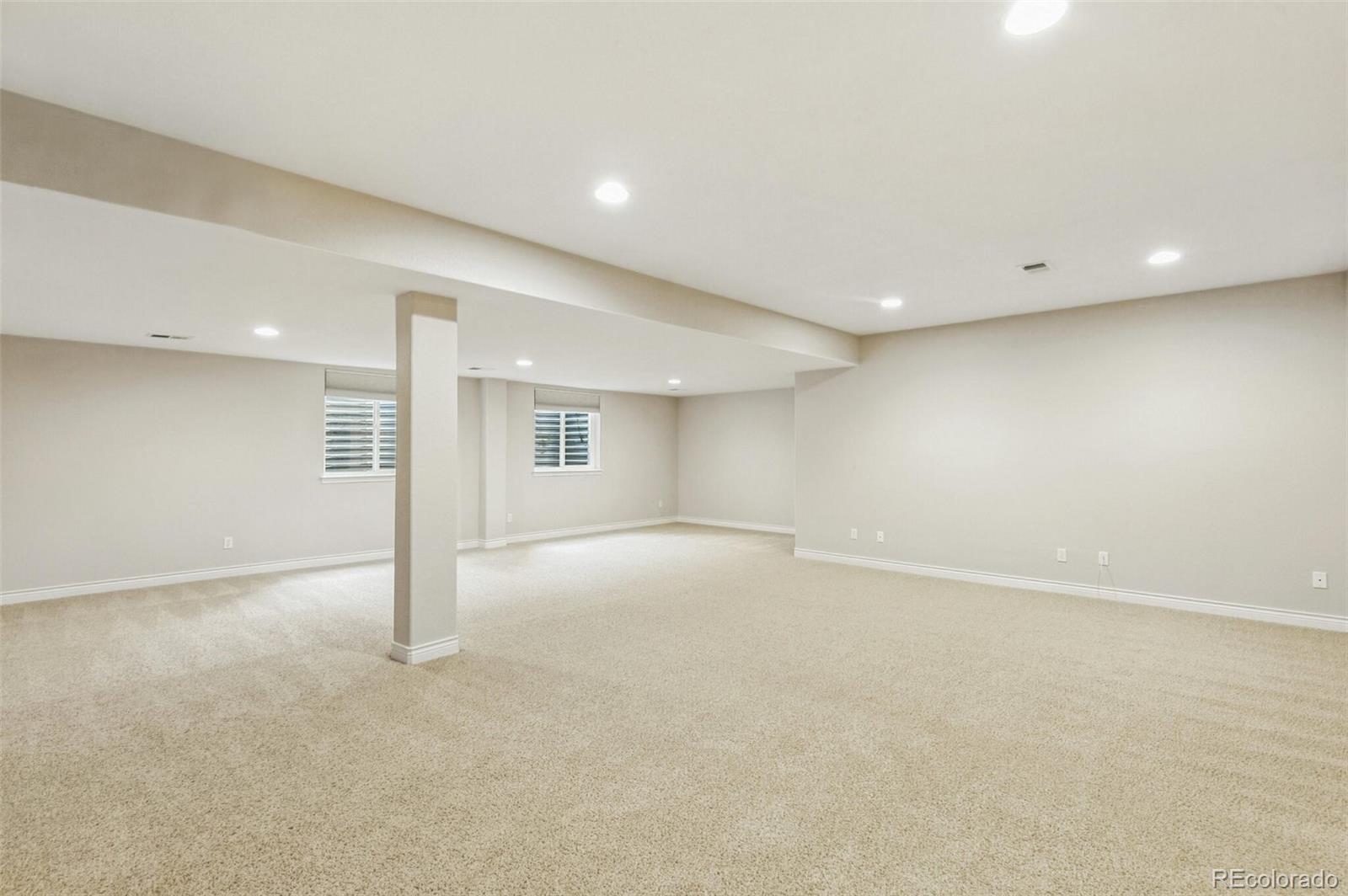 14820 E Maplewood Drive