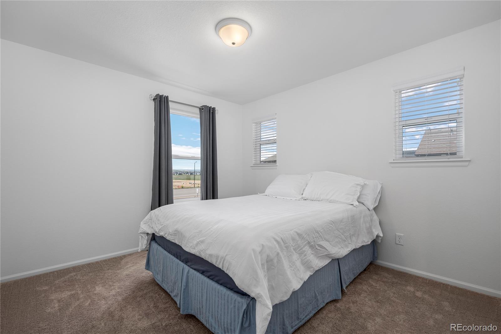 28330 E 6th Place