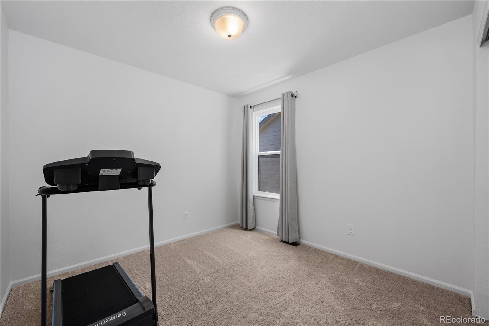 28330 E 6th Place